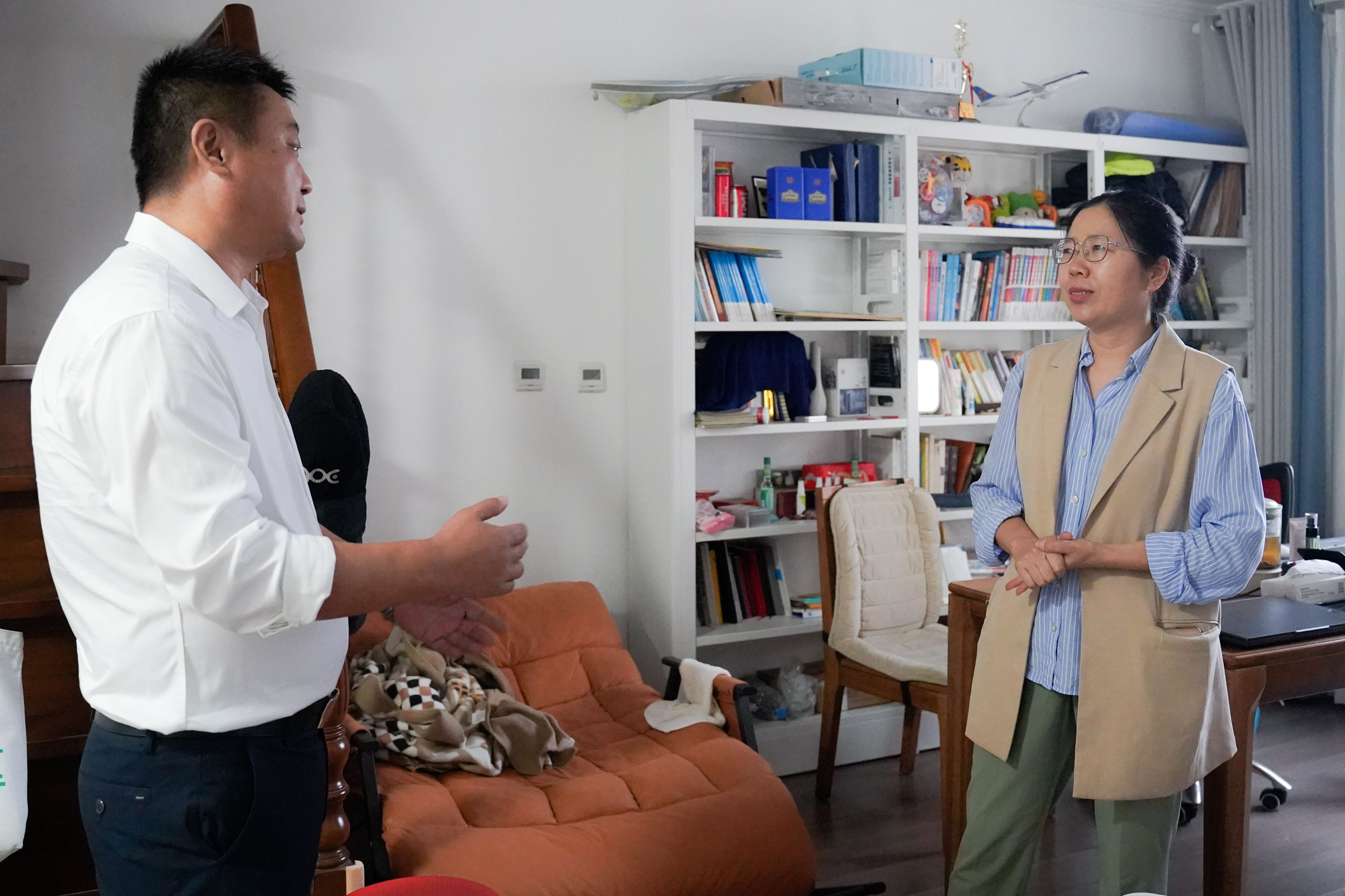 张磊家属1.jpg 张磊家属1.jpg